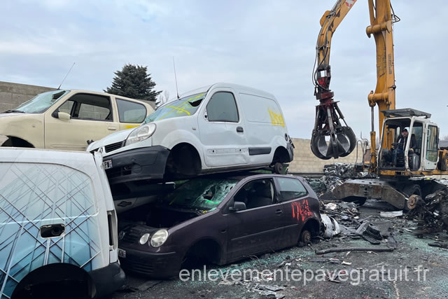 Enlèvement épave gratuit Paris et Île-de-France